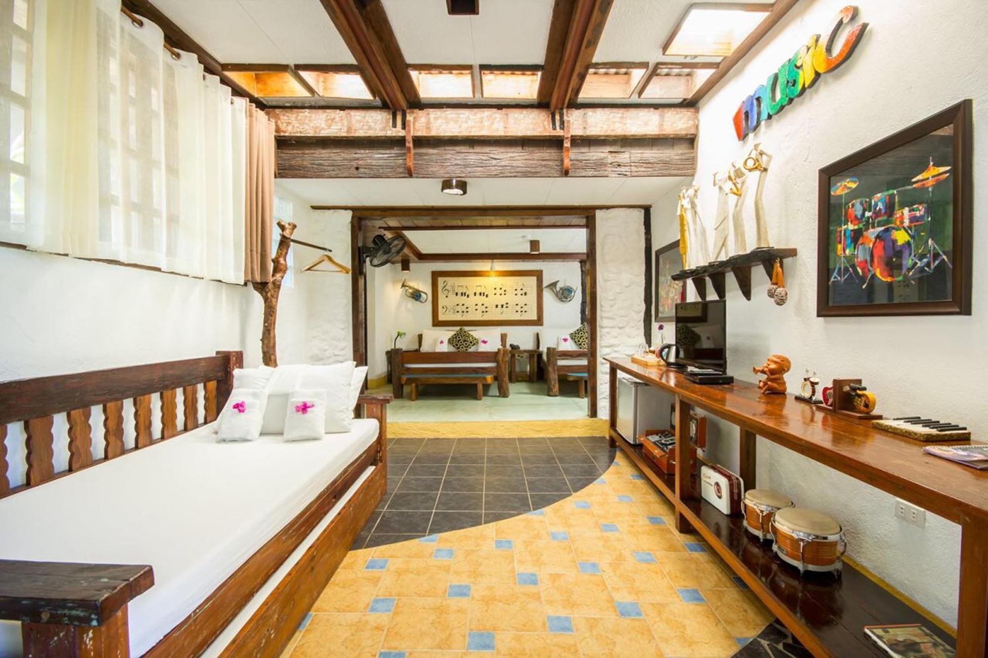 Oldwoods By The Sea Nature Resort Bani Pangasinan Exterior photo