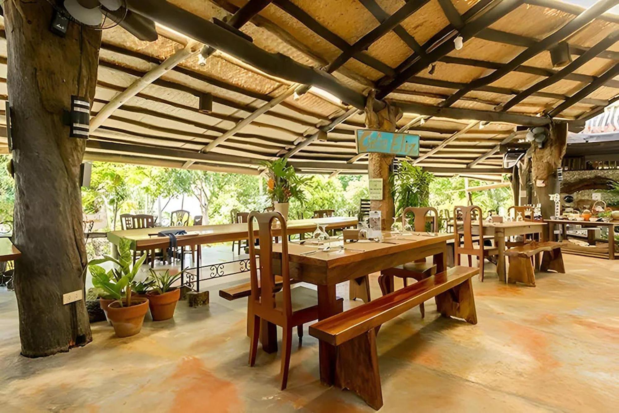 Oldwoods By The Sea Nature Resort Bani Pangasinan Exterior photo